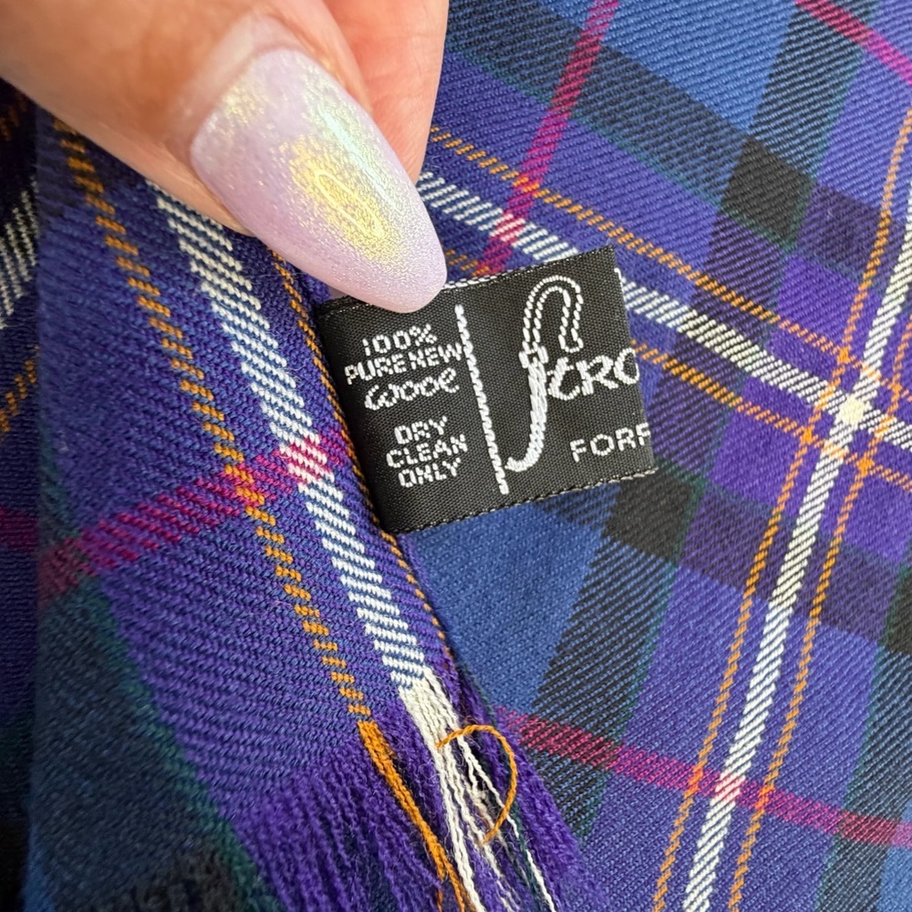 STRATHMORE 100% WOOL Tartan Scarf Made in Scotland Purple Blue Plaid Fringe Mens - Picture 2 of 5